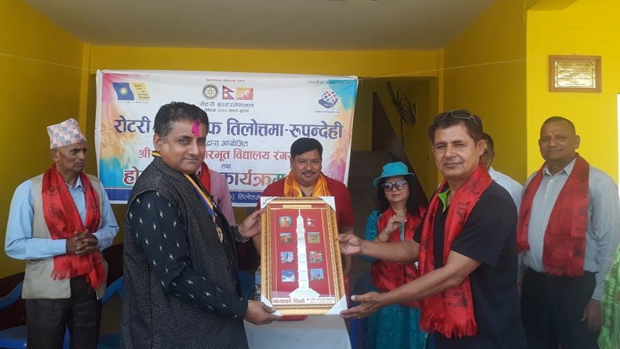 रोटरी तिलोत्तमा रुपन्देहीद्वारा ज्योती आधारभूत विद्यालयमा रंगरोगन